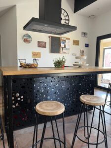 Assise tabouret, orme 1